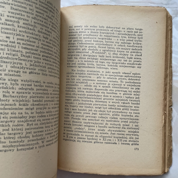Pomoc wzajemna jako czynnik rozwoju - Piotr Kropotkin