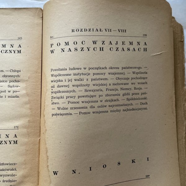 Pomoc wzajemna jako czynnik rozwoju - Piotr Kropotkin