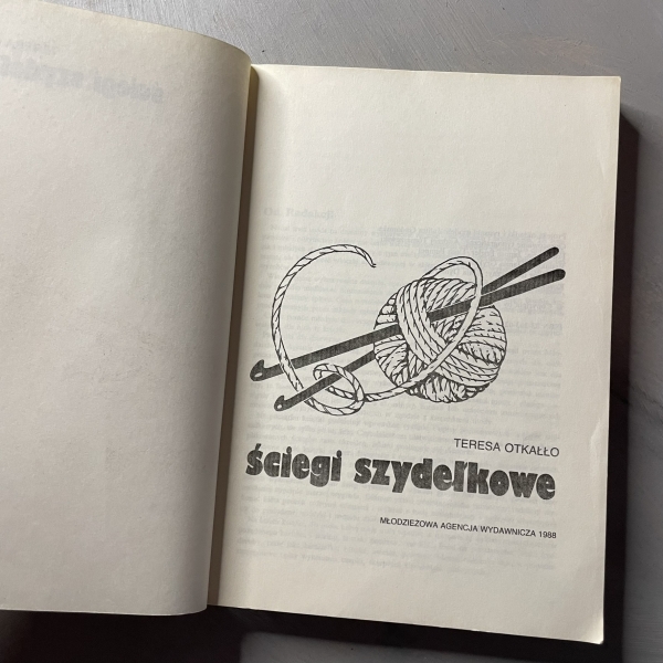 Ściegi szydełkowe - Teresa Otkałło