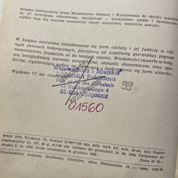 Historia rozwoju form odzieży - Ewa Szyller