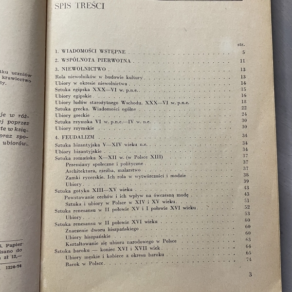 Historia rozwoju form odzieży - Ewa Szyller