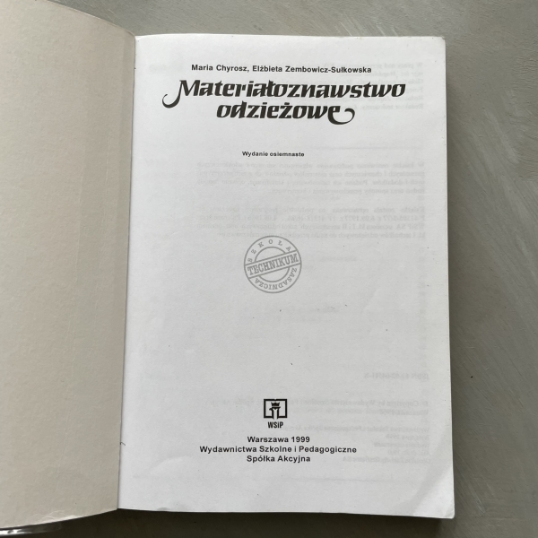 Materiałoznawstwo odzieżowe - Maria Chyrosz