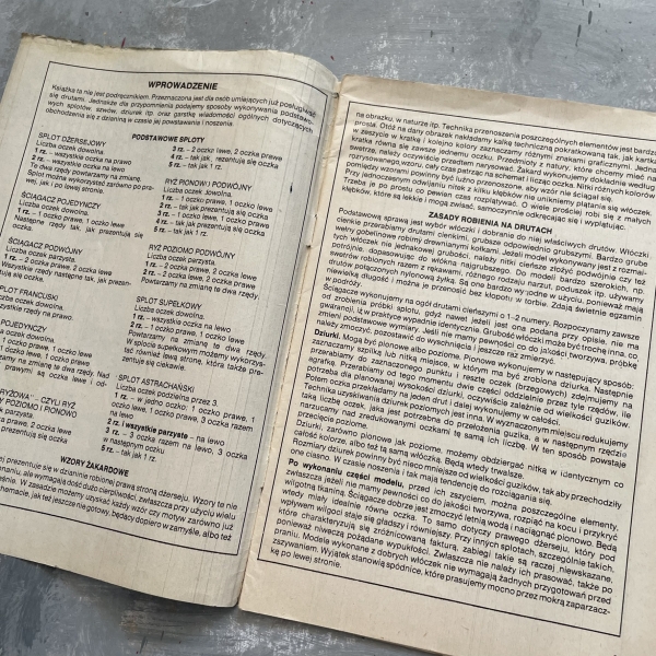 Stroje z oczek. Dzianina dla malucha - Małgorzata Stróżewska