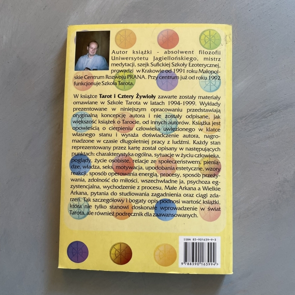 Tarot i cztery żywioły. Część I - ziemia - Janusz WIelobób
