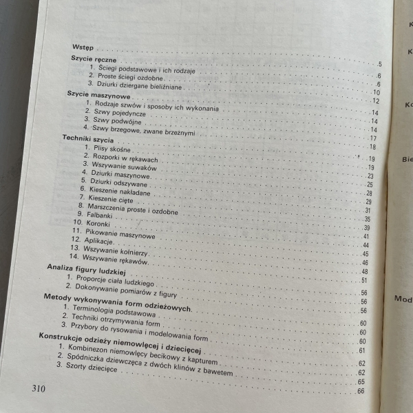 Szyję dla siebie i rodziny - Halina Cyrankiewicz