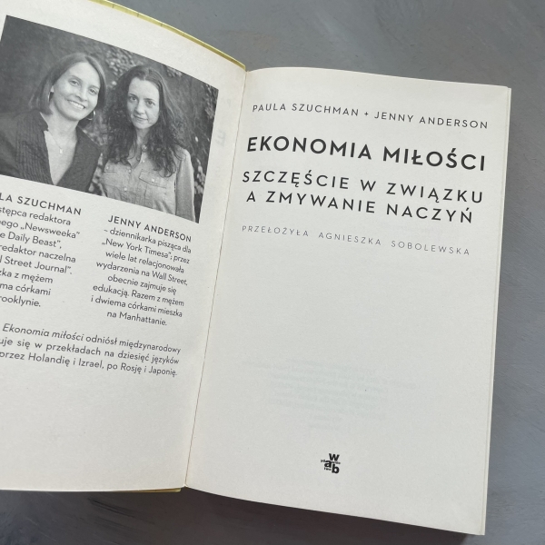 Ekonomia miłości. Szczęście w związku a zmywanie naczyń - Paula Szuchman