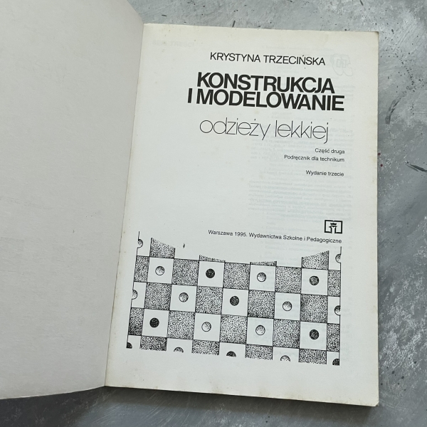 Konstrukcja i modelowanie odzieży lekkiej 2 - Krystyna Trzecińska