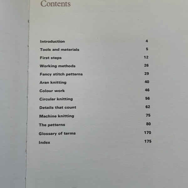The creative art of knitting - Joan Fisher