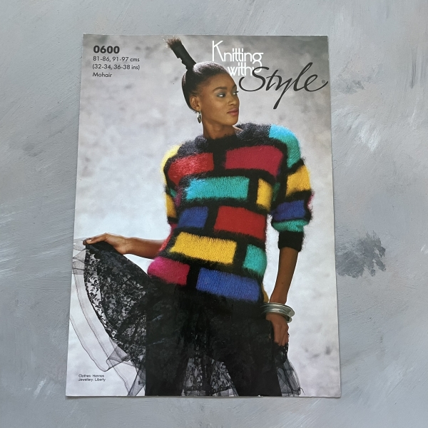 Knitting with Style  - 0600 - karta ze wzorem - sweter