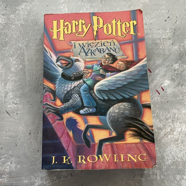 Harry Potter i więzień Azkabanu - J. K. Rowling