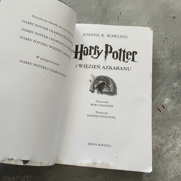 Harry Potter i więzień Azkabanu - J. K. Rowling