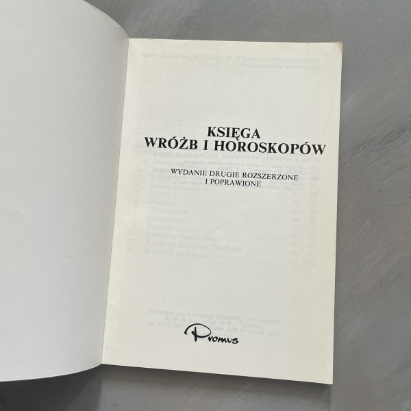 Księga wróżb i horoskopów