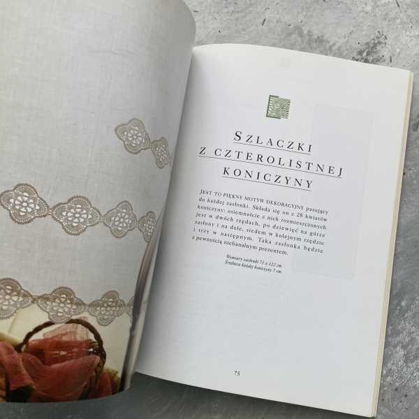 Szydełkowanie firanki i poduszki