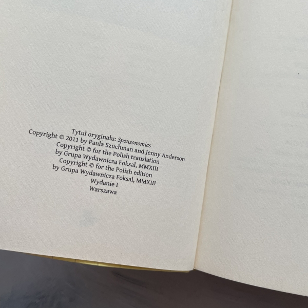 Ekonomia miłości. Szczęście w związku a zmywanie naczyń - Paula Szuchman