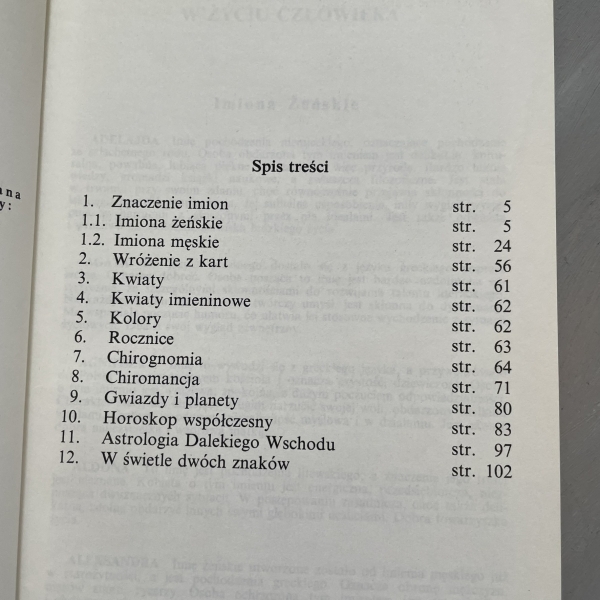 Księga wróżb i horoskopów