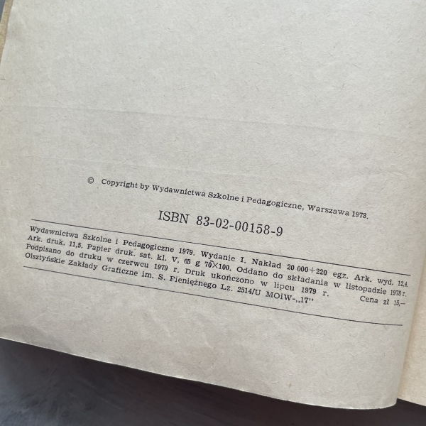 Krój i modelowanie odzieży dziecięcej - Halina Cyrankiewicz